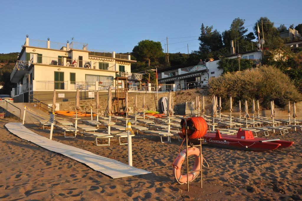 كابوليفيري Hotel Villa Miramare المظهر الخارجي الصورة